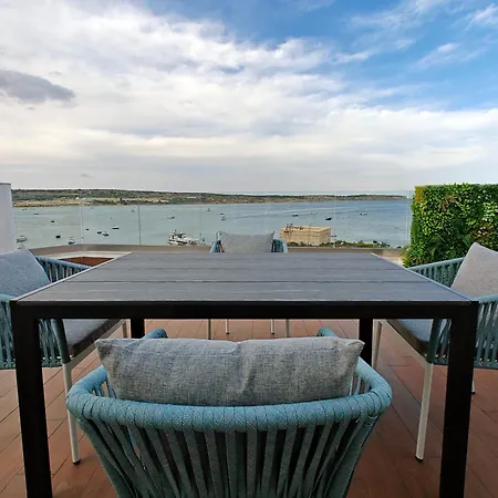 Apartment Seascape 19