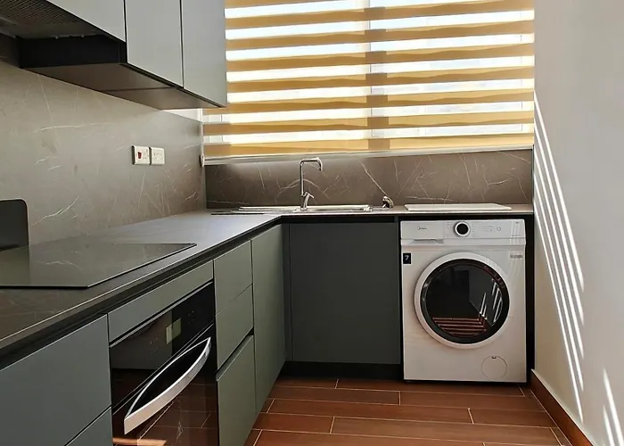 Apartment Seascape 19 *